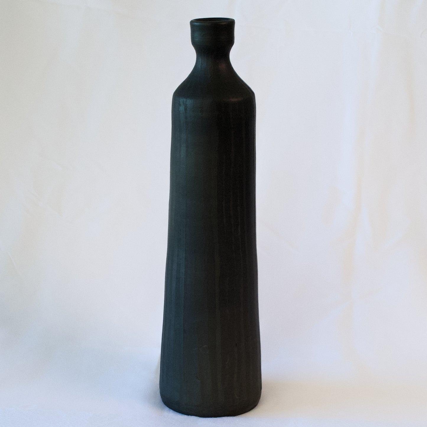 Black Ceramic Vase - Ava