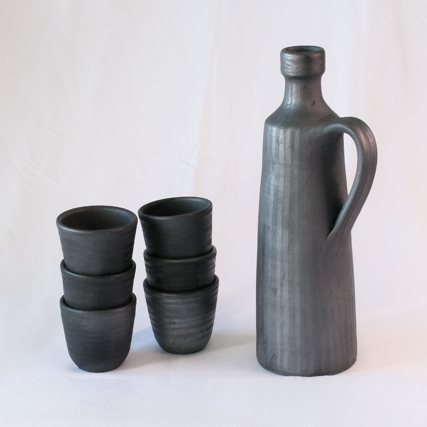 Black Ceramic Wine Set - Daisy